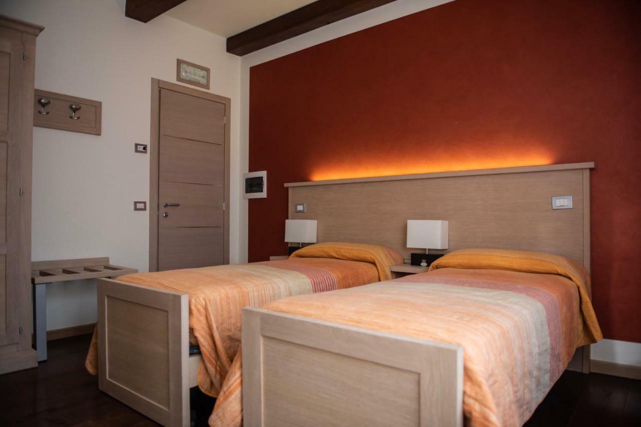 Hotel - Bar Da Natale Paesana 외부 사진